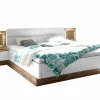Bett, Capri