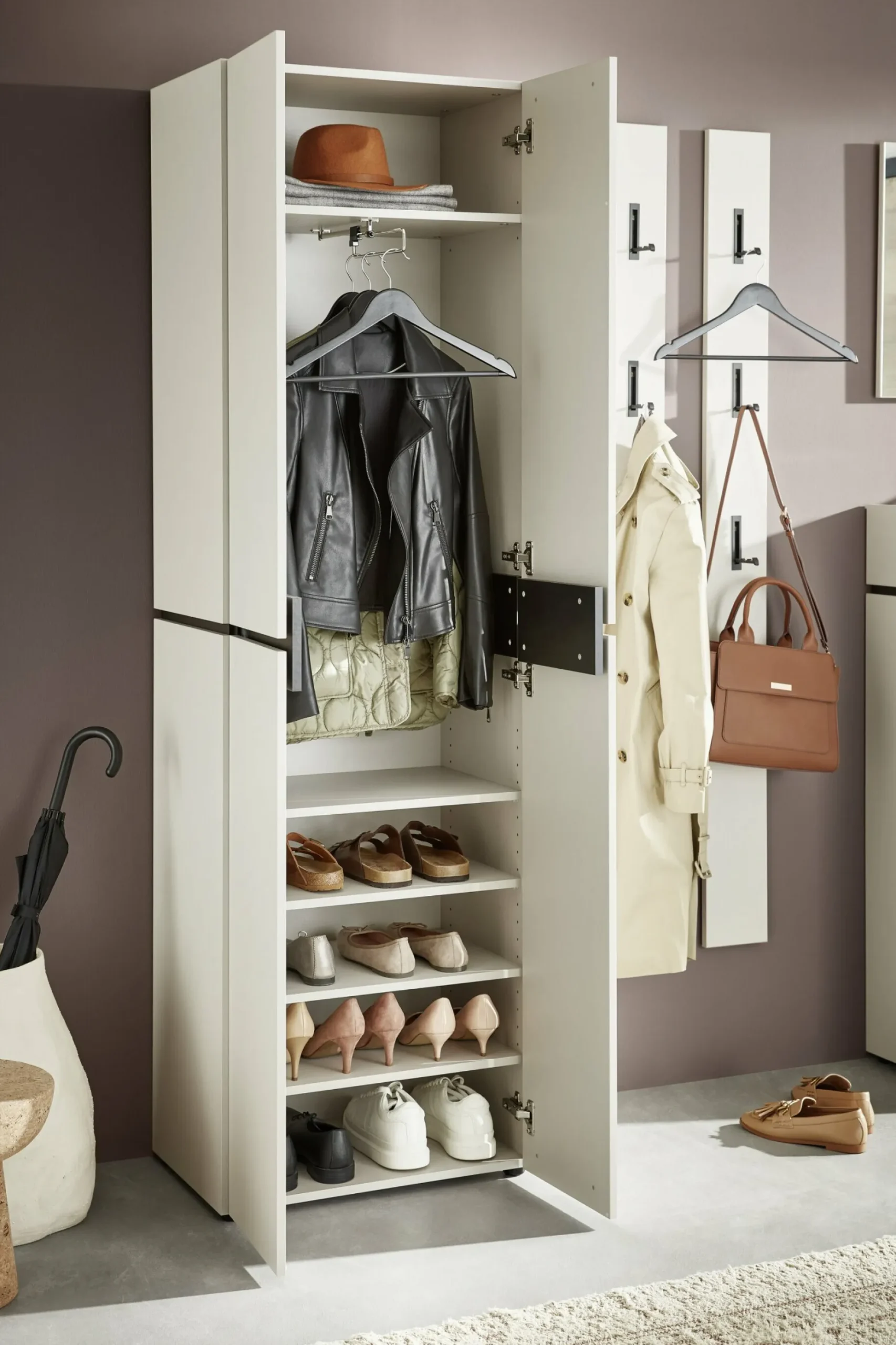Garderobenschrank, Unique
