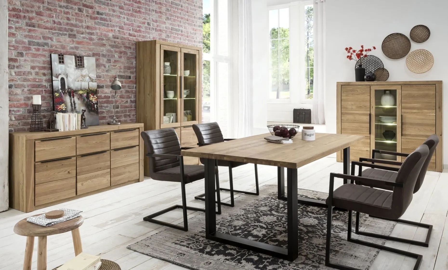 Highboard, Greta