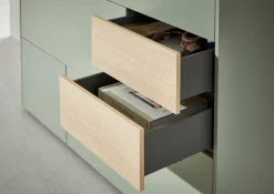 Highboard, Naomi