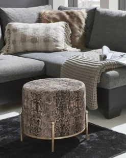 Hocker, 22951