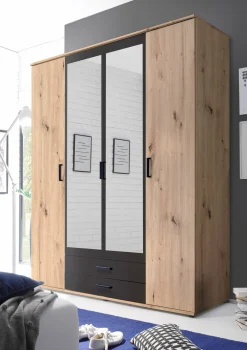 Kleiderschrank, Chicago