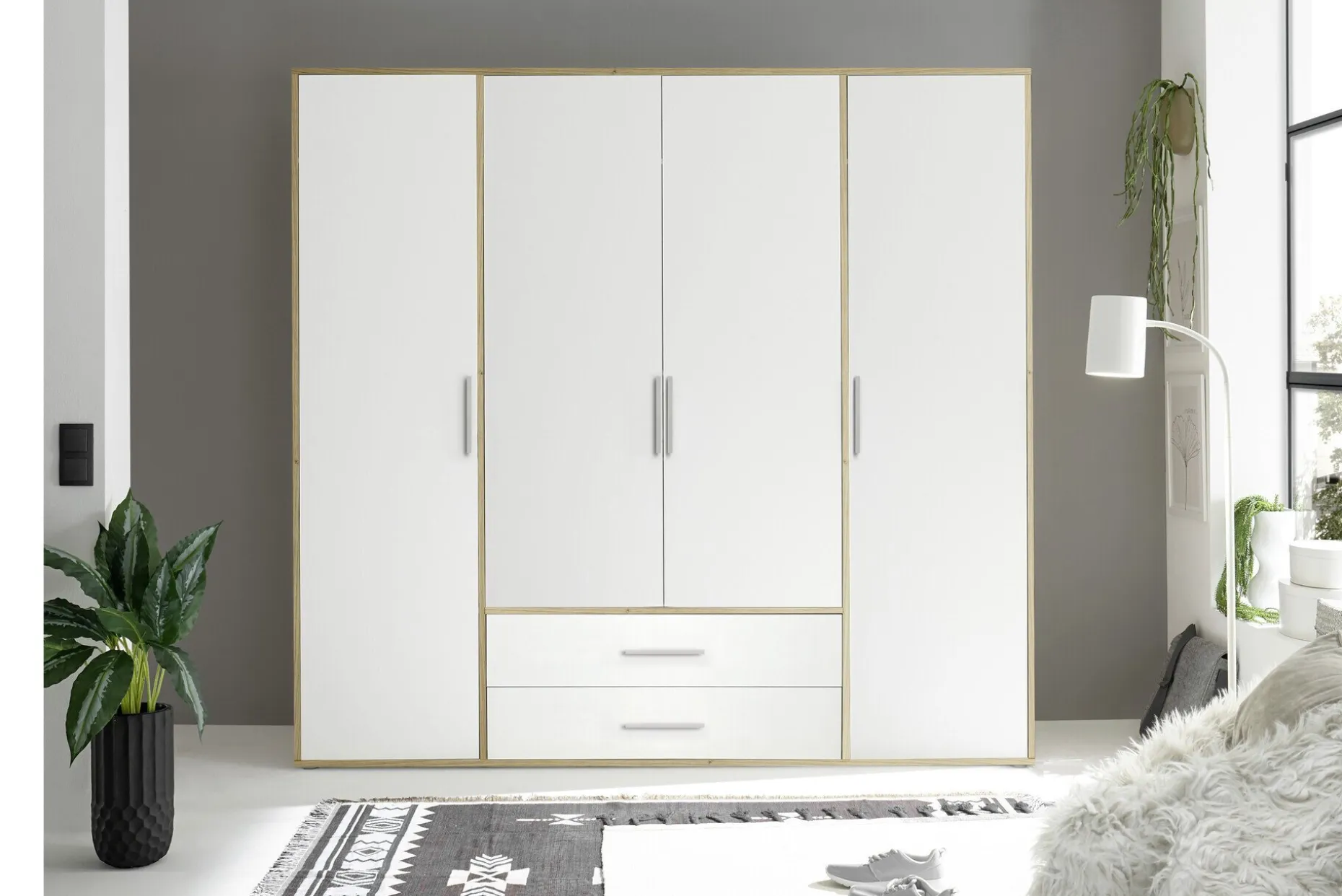 Kleiderschrank, Lembo