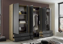 Kleiderschrank, Velas