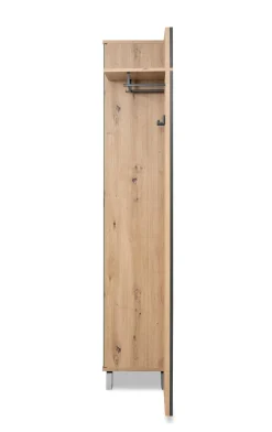 Kompaktgarderobe, Medan 42A