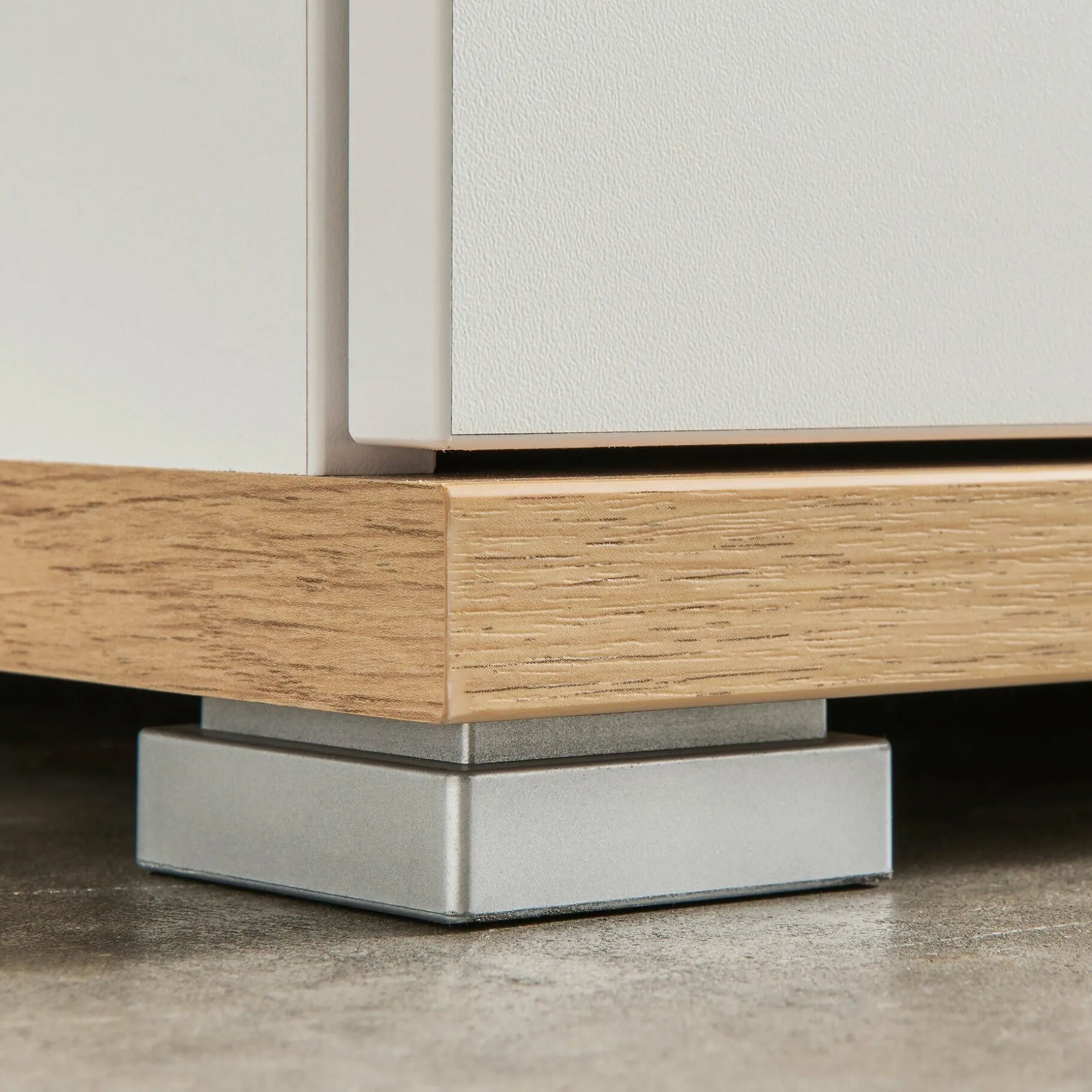 Schuhschrank, Topix