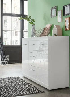 Sideboard, Adana