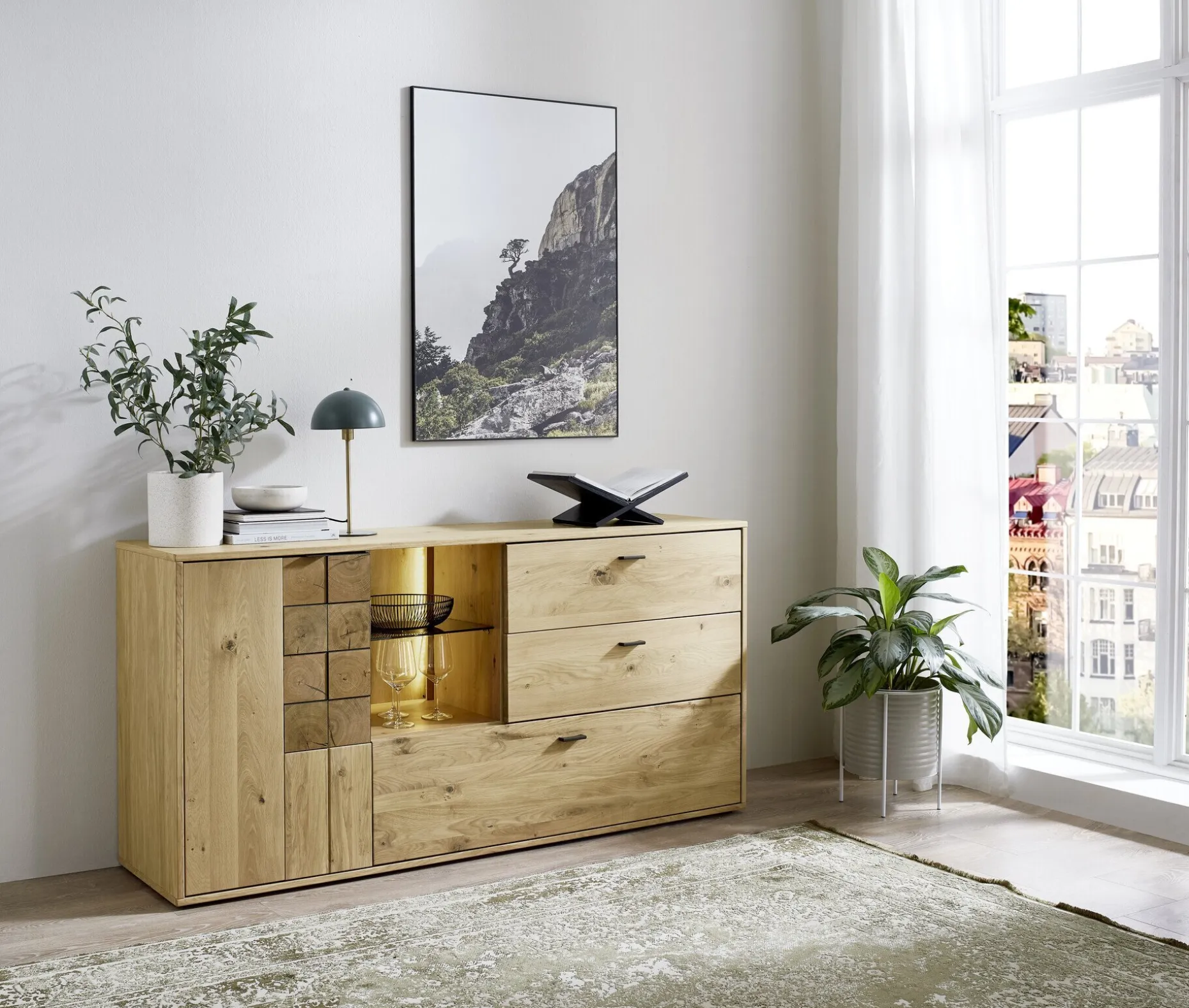 Sideboard, Tanum