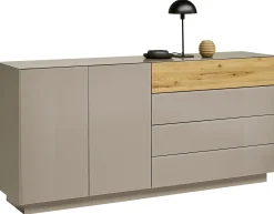Sideboard, Triest
