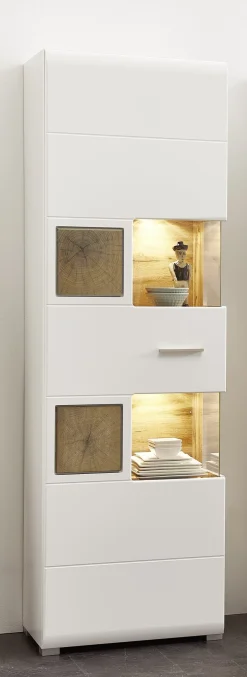 Vitrine, Fun Plus