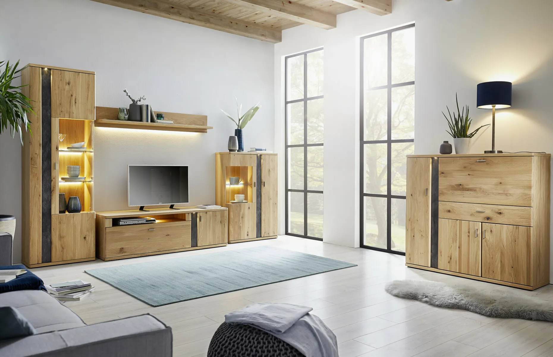 Vitrine, Turego