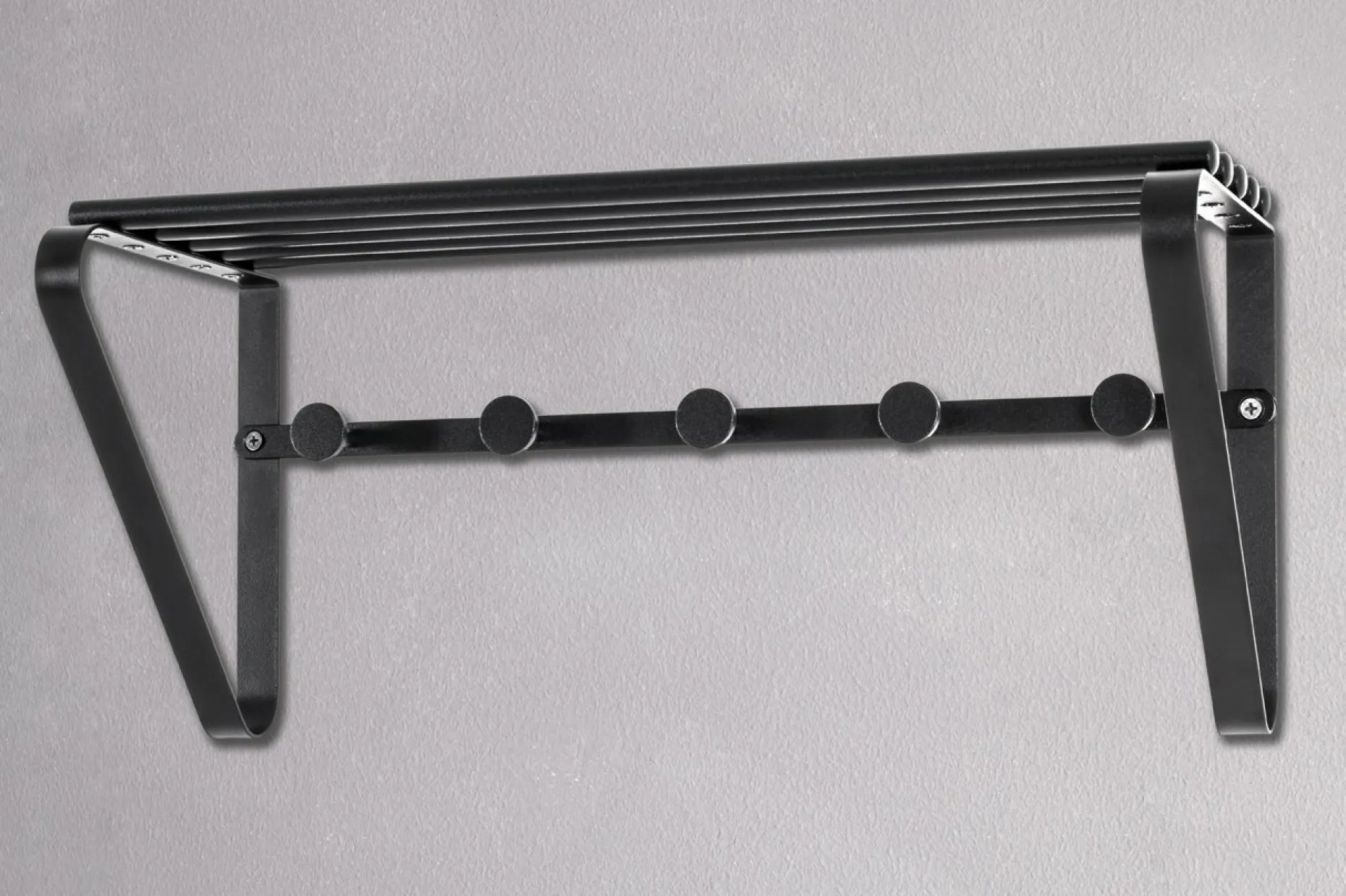Wandgarderobe, 19557