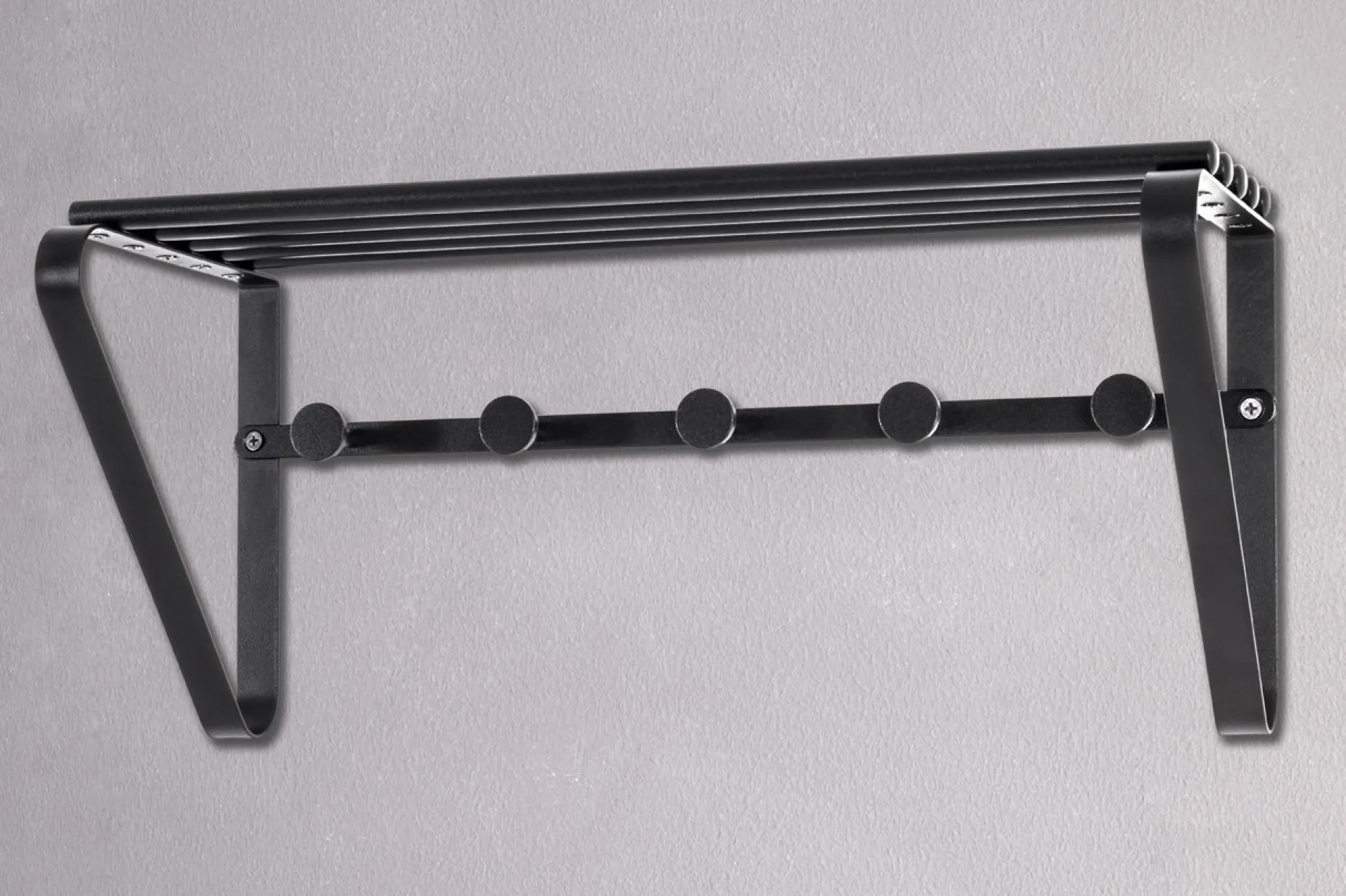 Wandgarderobe, 19557